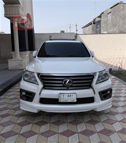 لێکزس LX